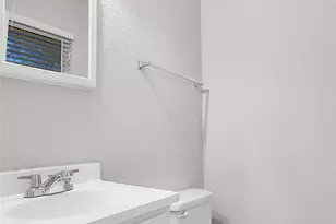 6470 Tumbling Creek Trail, Dallas, TX 75241 - Photo 14