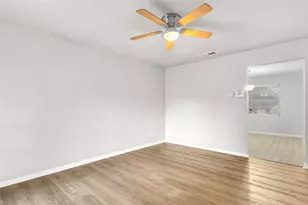 6470 Tumbling Creek Trail, Dallas, TX 75241 - Photo 4