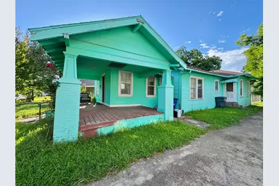 707 W Brooklyn Avenue, Dallas, TX 75208 - Photo 2