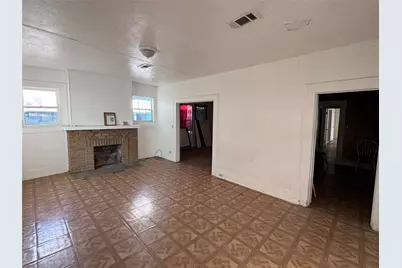 707 W Brooklyn Avenue, Dallas, TX 75208 - Photo 10