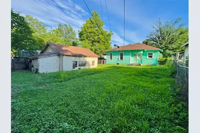 707 W Brooklyn Avenue, Dallas, TX 75208 - Photo 6