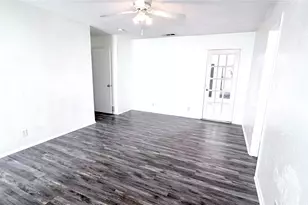 1521 Leicester St, Garland, TX 75044 - Photo 22