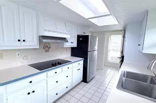 1521 Leicester St, Garland, TX 75044 - Photo 8