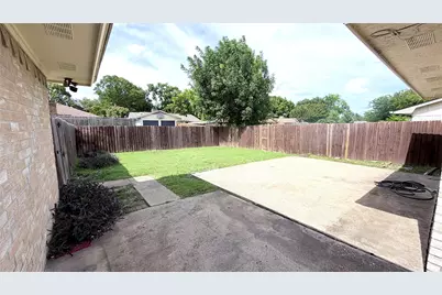 1521 Leicester Street, Garland, TX 75044 - Photo 32