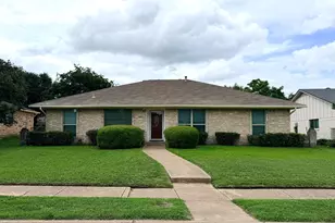 1521 Leicester St, Garland, TX 75044 - Photo 1