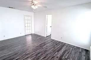 1521 Leicester St, Garland, TX 75044 - Photo 24