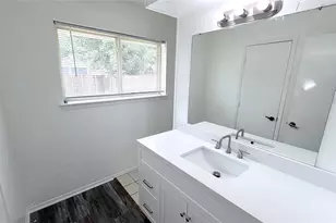 1521 Leicester St, Garland, TX 75044 - Photo 18