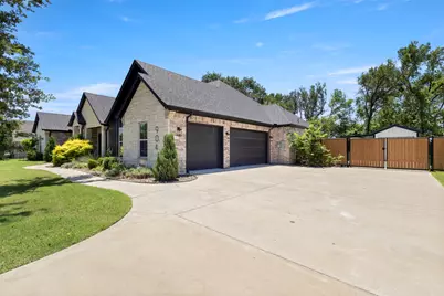 904 Taylor Branch, Springtown, TX 76082 - Photo 2