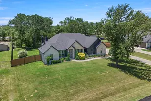 904 Taylor Branch, Springtown, TX 76082 - Photo 34