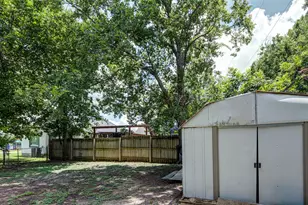 307 N Miller St, Decatur, TX 76234 - Photo 10
