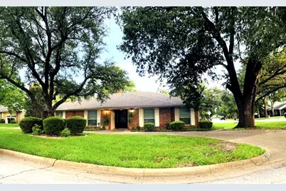 2110 Juanita Drive, Arlington, TX 76013 - Photo 1