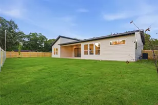 10331 Eastwood Dr, Dallas, TX 75228 - Photo 4