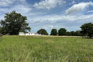 570 Big Salty Ln, Springtown, TX 76082 - Photo 26