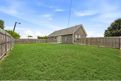 106 Billy Dale Court, Hackberry, TX 75036 - Photo 22