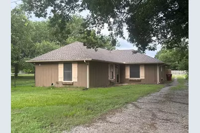 513 S Carter Street, Whitewright, TX 75491 - Photo 1