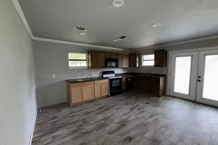 513 S Carter St, Whitewright, TX 75491 - Photo 6