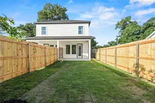 3523 S Harwood St, Dallas, TX 75215 - Photo 24