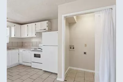 1373 Oakbluff Drive, Lancaster, TX 75146 - Photo 10