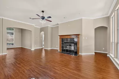 6400 Day Spring Drive, The Colony, TX 75056 - Photo 6