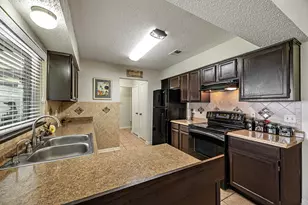 2813 Naples Dr, Garland, TX 75040 - Photo 10