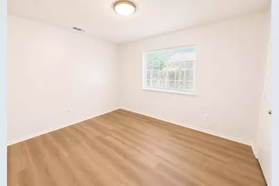 515 Haymarket Drive, Dallas, TX 75217 - Photo 8