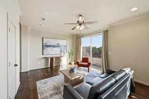 563 Rockingham Dr, Irving, TX 75063 - Photo 6