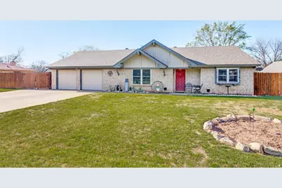 212 Casas Del Sur Street, Granbury, TX 76049 - Photo 1