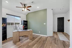 5329 Waterview Ct, Haltom City, TX 76137 - Photo 6