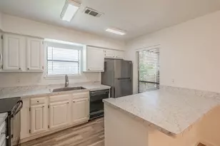1204 Harwell Dr, Arlington, TX 76011 - Photo 16