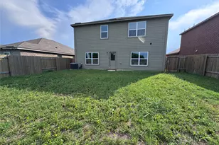 152 Banjo Trl, Newark, TX 76071 - Photo 4