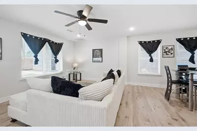 1632 E Arlington Avenue, Fort Worth, TX 76104 - Photo 8