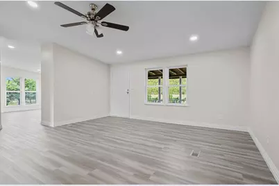 1006 S Telegraph Circle, Quinlan, TX 75474 - Photo 10