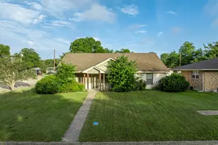 210 S Reagan St, West, TX 76691 - Photo 2