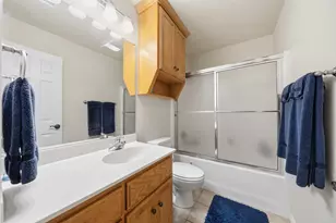 210 S Reagan St, West, TX 76691 - Photo 16