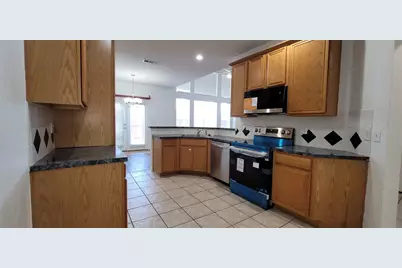 909 Avondale Lane, Plano, TX 75025 - Photo 6