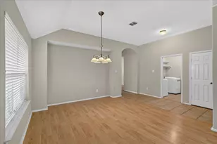 419 Red Sage Ln, Duncanville, TX 75137 - Photo 12