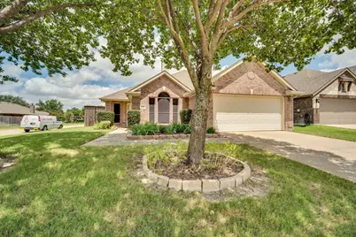 201 Old Settlers Trail, Waxahachie, TX 75167 - Photo 2