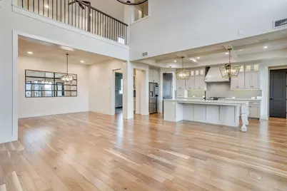 140 McKinley Drive, Burleson, TX 76028 - Photo 8