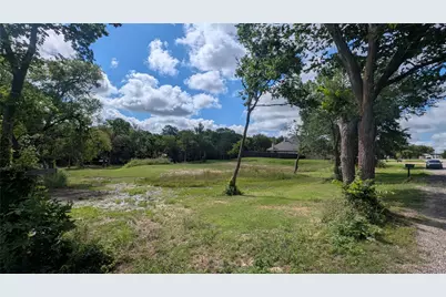 307 Ridgeview Road, Sherman, TX 75092 - Photo 2