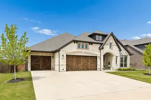 645 Winters Dr, Waxahachie, TX 75165 - Photo 2