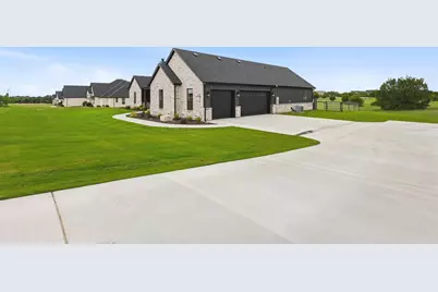 1034 Kingsley Court, Weatherford, TX 76087 - Photo 4
