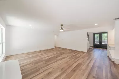 2815 Perkins Road, Arlington, TX 76016 - Photo 10