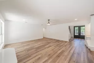 2815 Perkins Rd, Arlington, TX 76016 - Photo 10