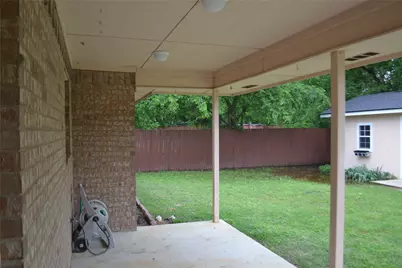 525 W Lloyd Street, Krum, TX 76249 - Photo 28