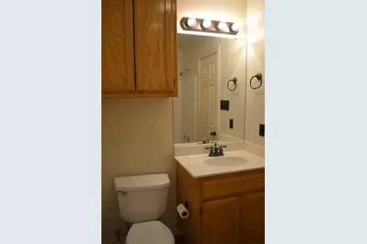 525 W Lloyd Street, Krum, TX 76249 - Photo 18