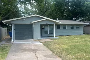 1982 Oak Hill Cir, Dallas, TX 75217 - Photo 1