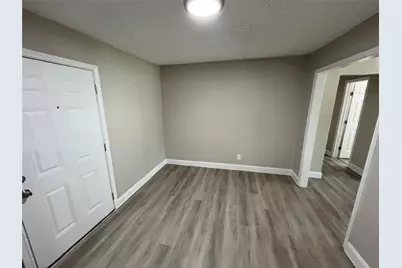 1982 Oak Hill Circle, Dallas, TX 75217 - Photo 6