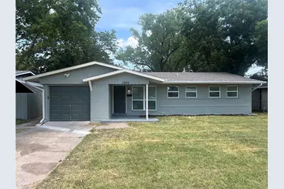 1982 Oak Hill Circle, Dallas, TX 75217 - Photo 2