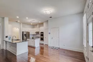 9718 Wolf Creek Dr, Irving, TX 75063 - Photo 22