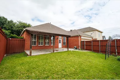 9718 Wolf Creek Drive, Irving, TX 75063 - Photo 26